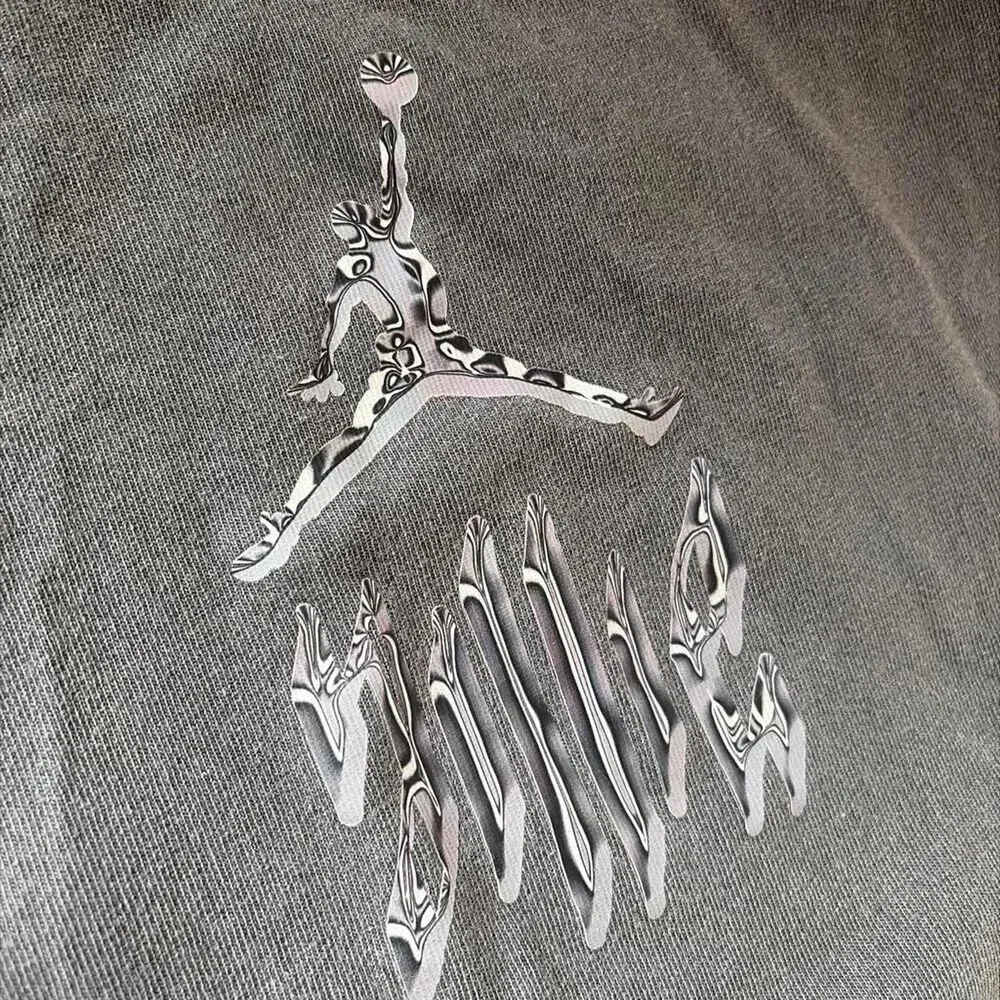 Jordan Men's Grey and Black T-shirt